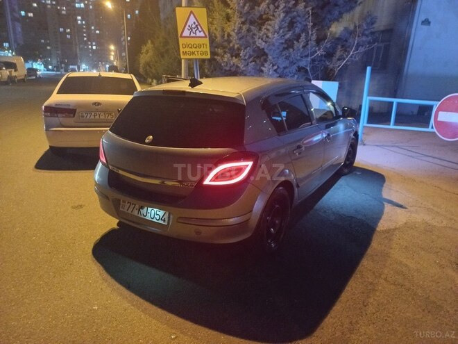 Opel Astra 2005, 270,000 km - 1.4 л - Bakı