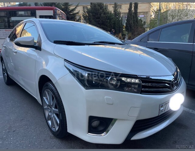 Toyota Corolla 2015, 140,200 km - 1.6 l - Bakı
