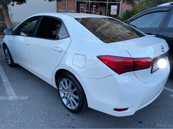 Toyota Corolla 2015, 140,200 km - 1.6 l - Bakı