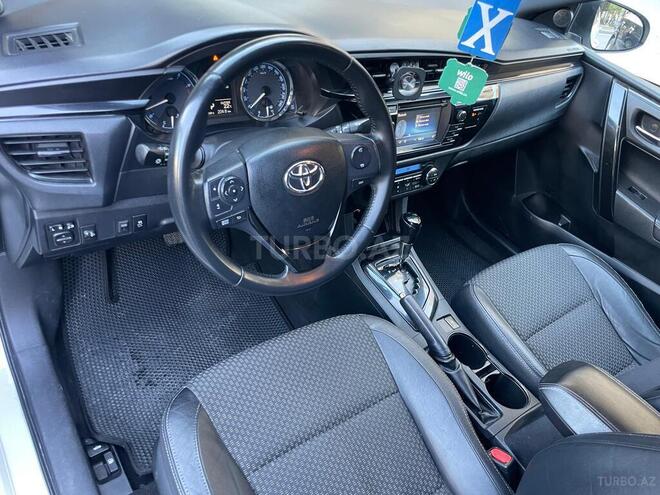 Toyota Corolla 2015, 140,200 km - 1.6 l - Bakı