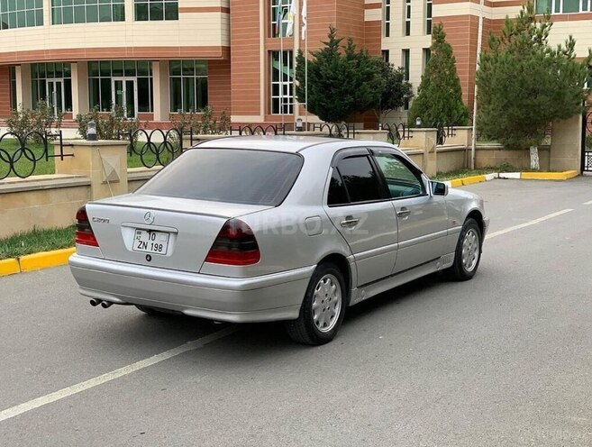Mercedes C 200 1997, 348,793 km - 2.0 л - Naftalan