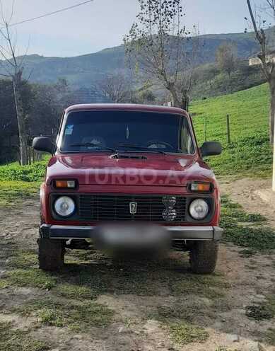 LADA (VAZ) Niva 1990, 90,000 km - 1.6 l - Yardımlı