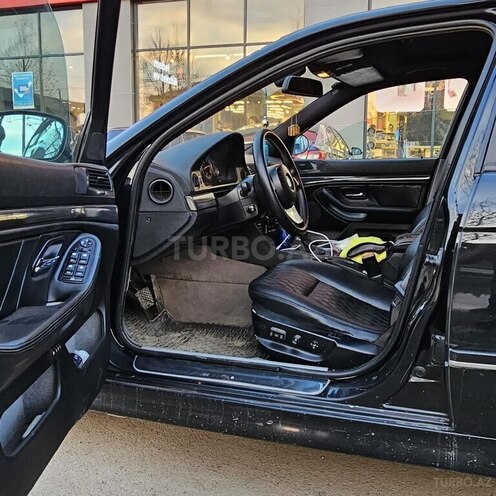 BMW 528 2000, 266,000 km - 2.8 л - Bakı
