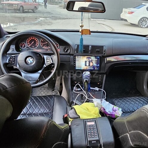 BMW 528 2000, 266,000 km - 2.8 л - Bakı