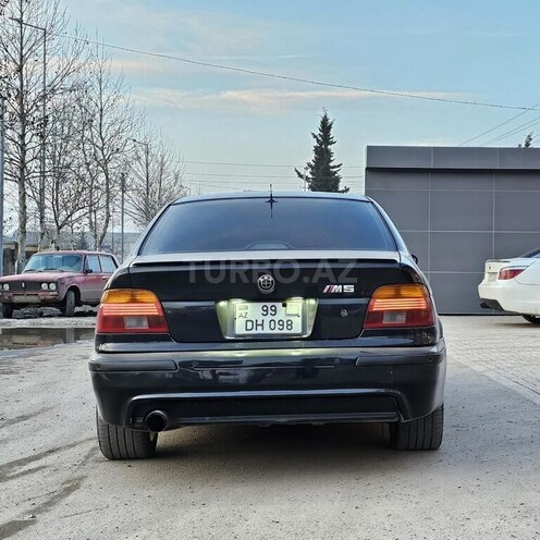 BMW 528 2000, 266,000 km - 2.8 л - Bakı
