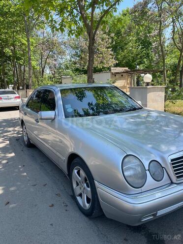 Mercedes E 240 1997, 342,696 km - 2.4 l - Masallı
