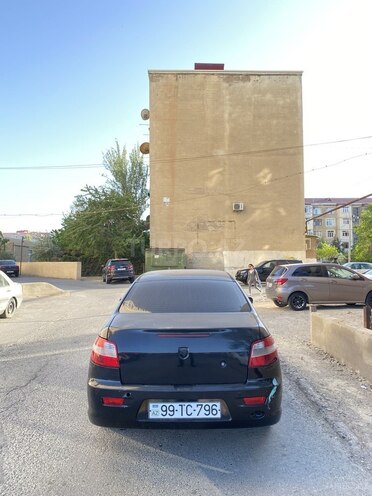 Iran Khodro Runna 2014, 199,000 km - 1.6 l - Sumqayıt