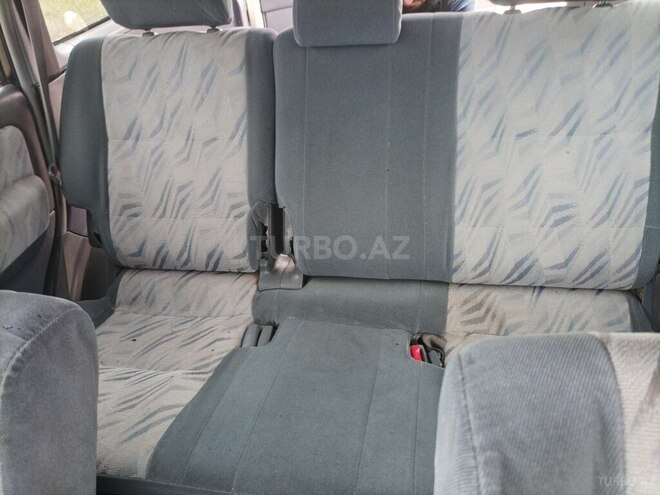 Toyota Land Cruiser Prado 2002, 350,000 km - 3.0 л - Bakı
