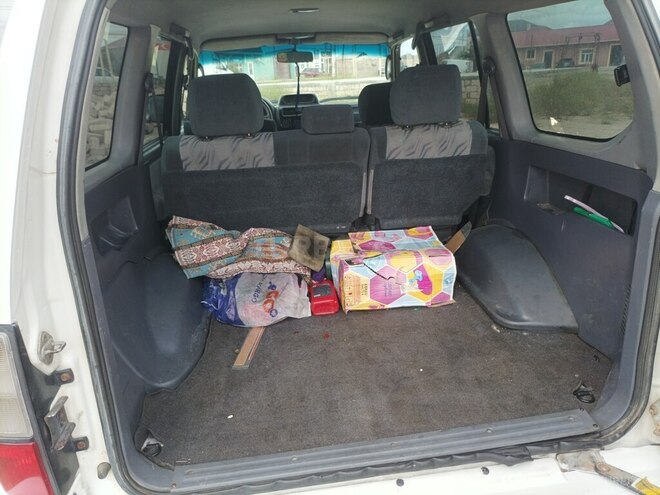 Toyota Land Cruiser Prado 2002, 350,000 km - 3.0 л - Bakı
