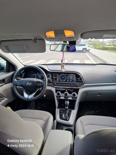 Hyundai Elantra 2018, 86,000 km - 2.0 л - Bakı