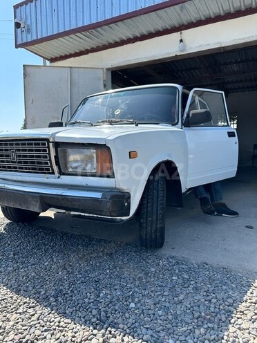 LADA (VAZ) 2107 2003, 100,000 km - 1.6 l - Saatlı