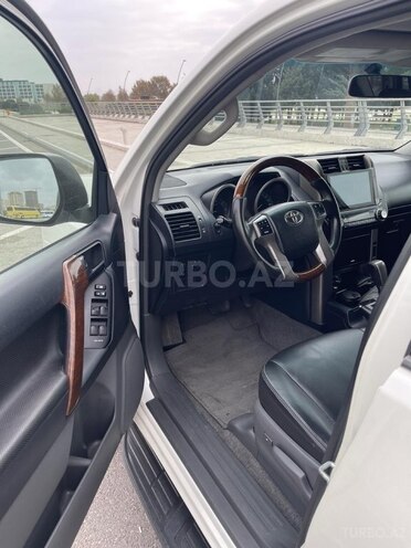 Toyota Land Cruiser Prado 2010, 210,000 km - 2.7 l - Bakı