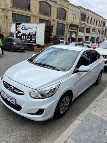 Hyundai Accent 2016, 107,000 km - 1.6 l - Sumqayıt