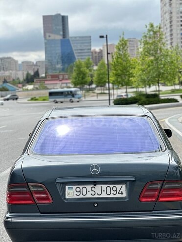 Mercedes E 220 d 2001, 412,000 km - 2.2 l - Bakı