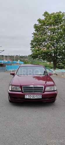 Mercedes C 200 1997, 387,000 km - 2.0 l - Quba