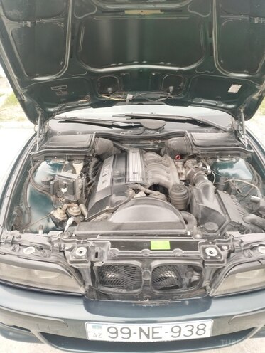 BMW 523 1997, 250,000 km - 2.5 л - Ağdaş
