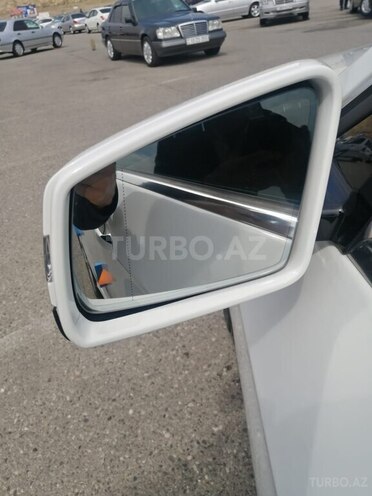 Mercedes E 200 d 2015, 129,500 km - 2.2 л - Bakı