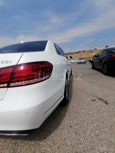 Mercedes E 200 d 2015, 129,500 km - 2.2 л - Bakı