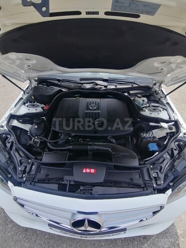 Mercedes E 200 d 2015, 129,500 km - 2.2 л - Bakı