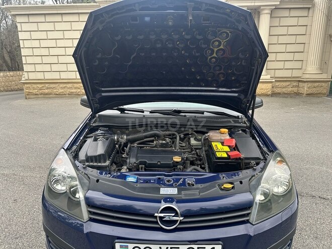 Opel Astra 2004, 187,000 km - 1.4 л - Bakı