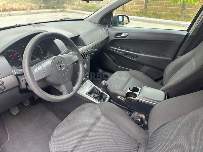 Opel Astra 2004, 187,000 km - 1.4 л - Bakı
