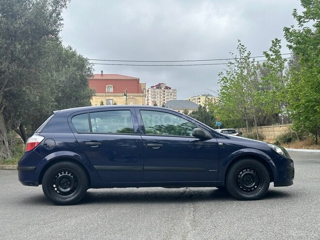 Opel Astra 2004, 187,000 km - 1.4 л - Bakı