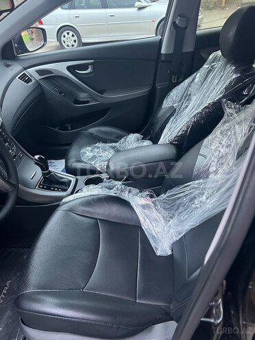 Hyundai Elantra 2016, 123,000 km - 1.8 l - Bakı