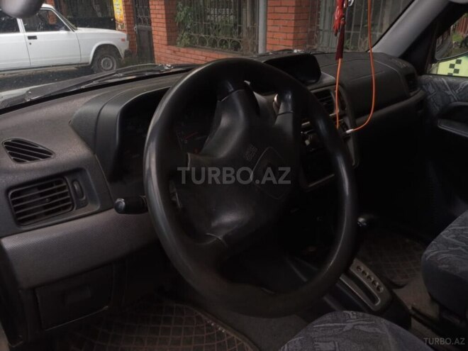 Mitsubishi Pajero io 2000, 422,594 km - 1.8 l - Lənkəran