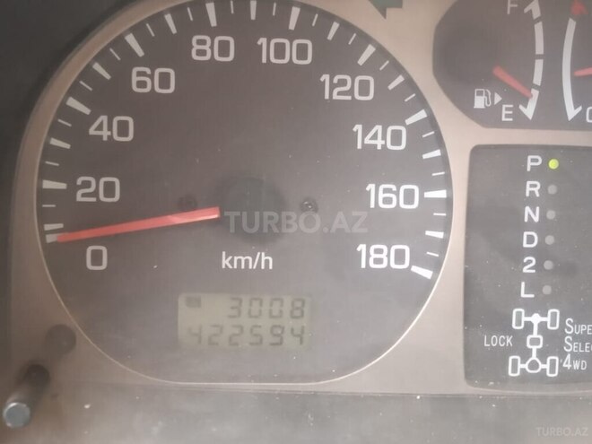 Mitsubishi Pajero io 2000, 422,594 km - 1.8 l - Lənkəran