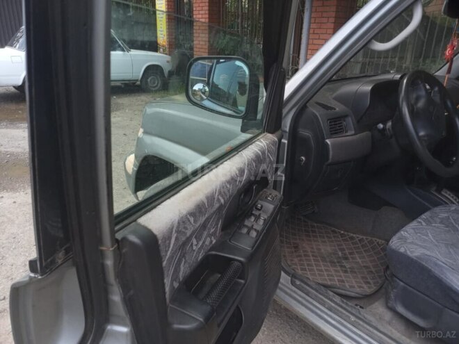 Mitsubishi Pajero io 2000, 422,594 km - 1.8 l - Lənkəran