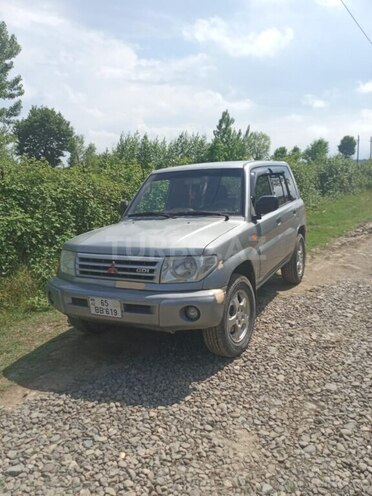 Mitsubishi Pajero io 2000, 422,594 km - 1.8 l - Lənkəran