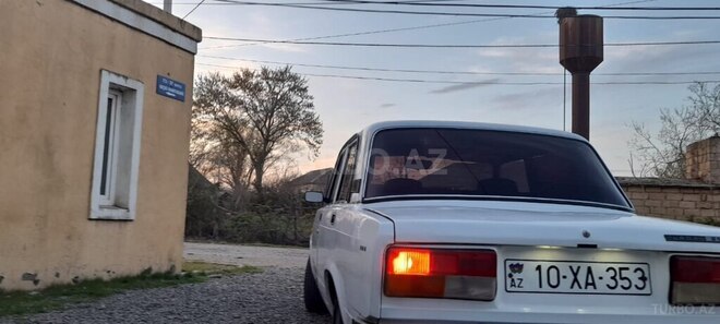 LADA (VAZ) 2107 2005, 99,000 km - 1.6 л - Bakı