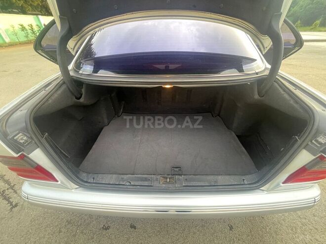 Mercedes E 270 2000, 390,173 km - 2.7 l - Masallı