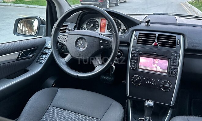 Mercedes B 170 2009, 96,000 km - 1.7 л - Bakı
