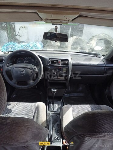 Opel Vectra 1995, 300,000 km - 2.0 л - Bakı