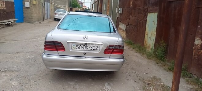 Mercedes E 220 d 1999, 234,000 km - 2.2 l - Bakı