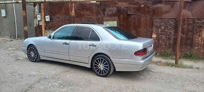 Mercedes E 220 d 1999, 234,000 km - 2.2 l - Bakı