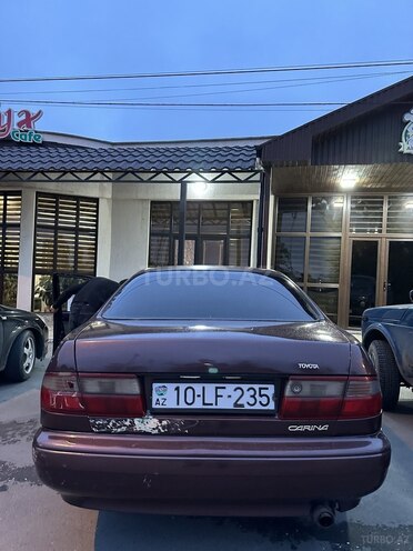Toyota Carina 1994, 270,000 km - 2.0 л - Zaqatala