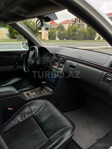 Mercedes E 320 2001, 111,110 km - 3.2 l - Bakı