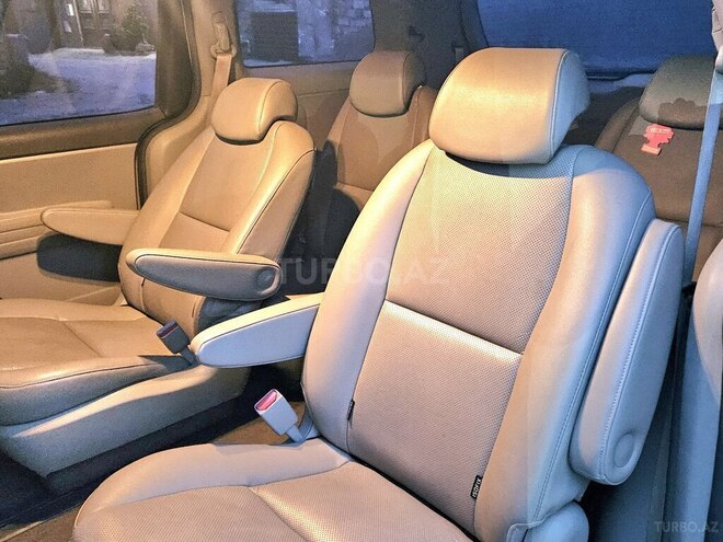 Kia Carnival 2014, 160,000 km - 2.2 l - Bakı