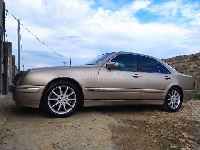 Mercedes E 200 2000, 287,000 km - 2.0 l - Bakı