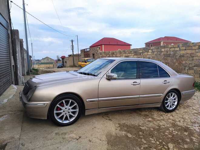 Mercedes E 200 2000, 287,000 km - 2.0 l - Bakı