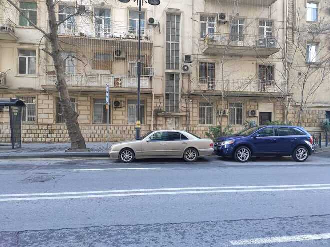 Mercedes E 200 2000, 287,000 km - 2.0 l - Bakı