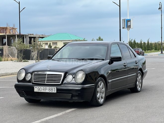 Mercedes E 220 1999, 321,400 km - 2.2 l - Bakı
