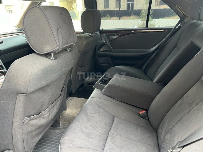 Mercedes E 220 1999, 321,400 km - 2.2 l - Bakı
