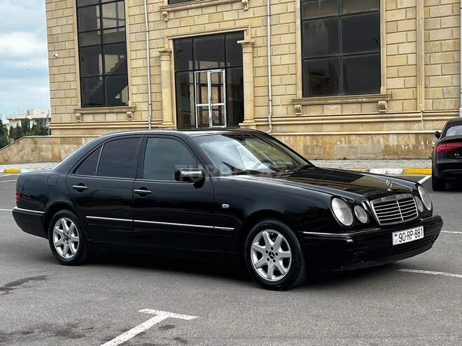 Mercedes E 220 1999, 321,400 km - 2.2 l - Bakı
