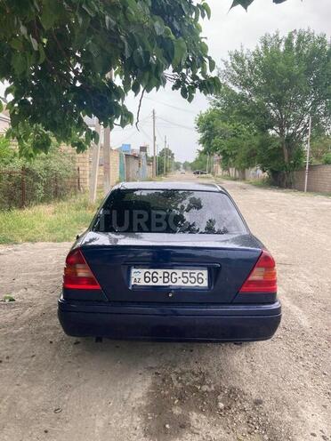 Mercedes C 180 1995, 321,444 km - 1.8 л - Yevlax