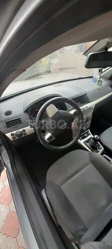 Opel Astra 2008, 315,000 km - 1.3 l - Qazax