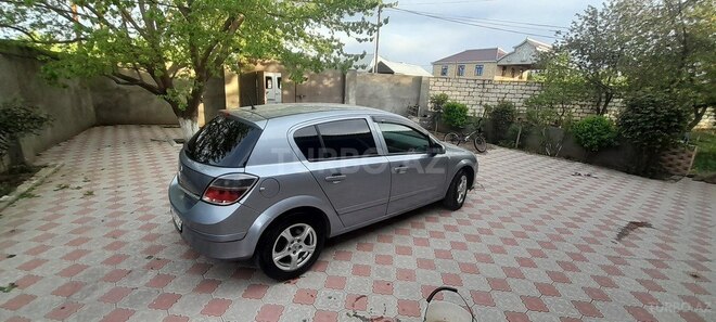 Opel Astra 2008, 315,000 km - 1.3 l - Qazax