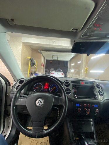 Volkswagen Tiguan 2009, 199,999 km - 2.0 l - Gəncə